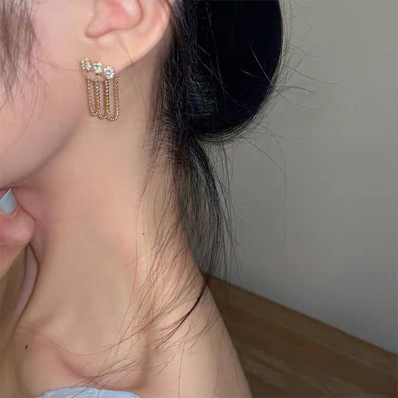 Simple Zircon Chain Tassel Earrings