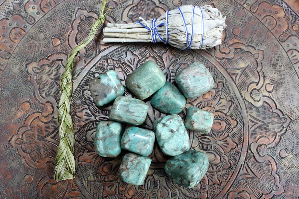 Amazonite Tumbled Stone- Energy Stone(RK37B8-05)